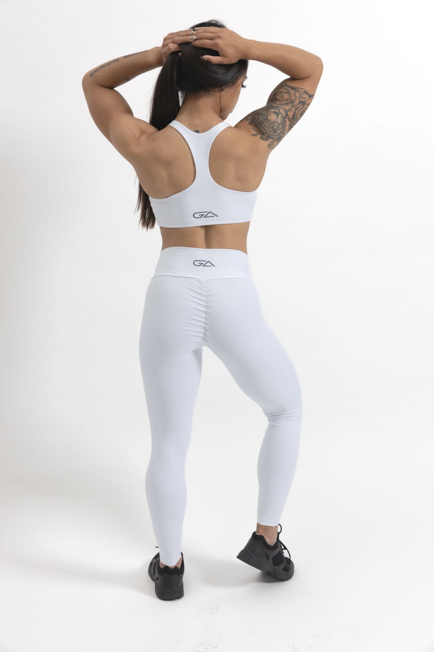 Driven Range Scrunch Leggings - White