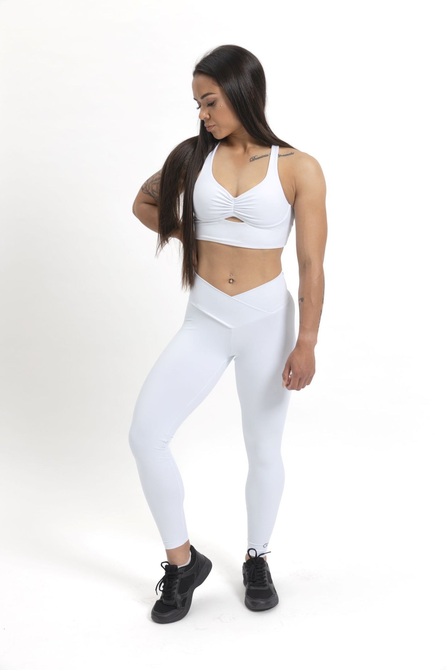 Driven Range Scrunch Leggings - White